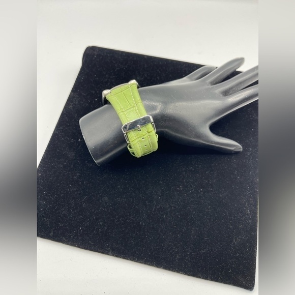 Joan Rivers Classics Collection Silver Tone Women's Watch - Picture 5 of 5